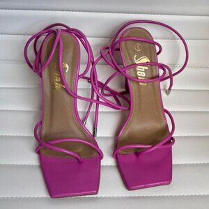 Women’s Pink Strappy Lace Up Heels. Size 6